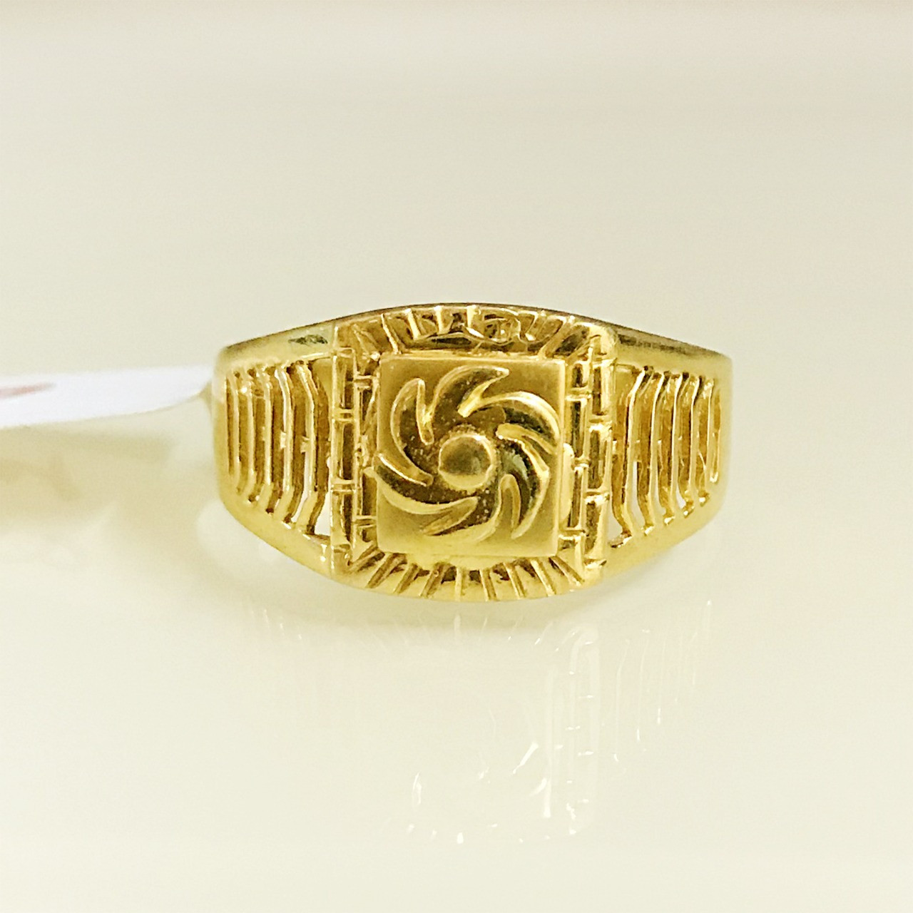 GENTS RINGS